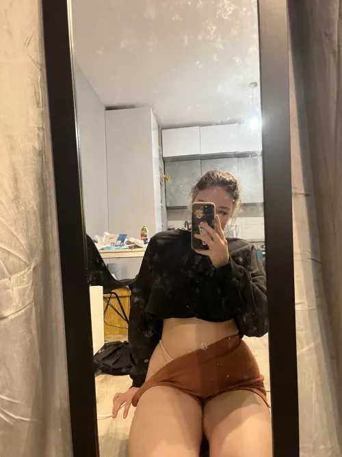 has a 18 y/o ever made you cum? by thepakmanreturns