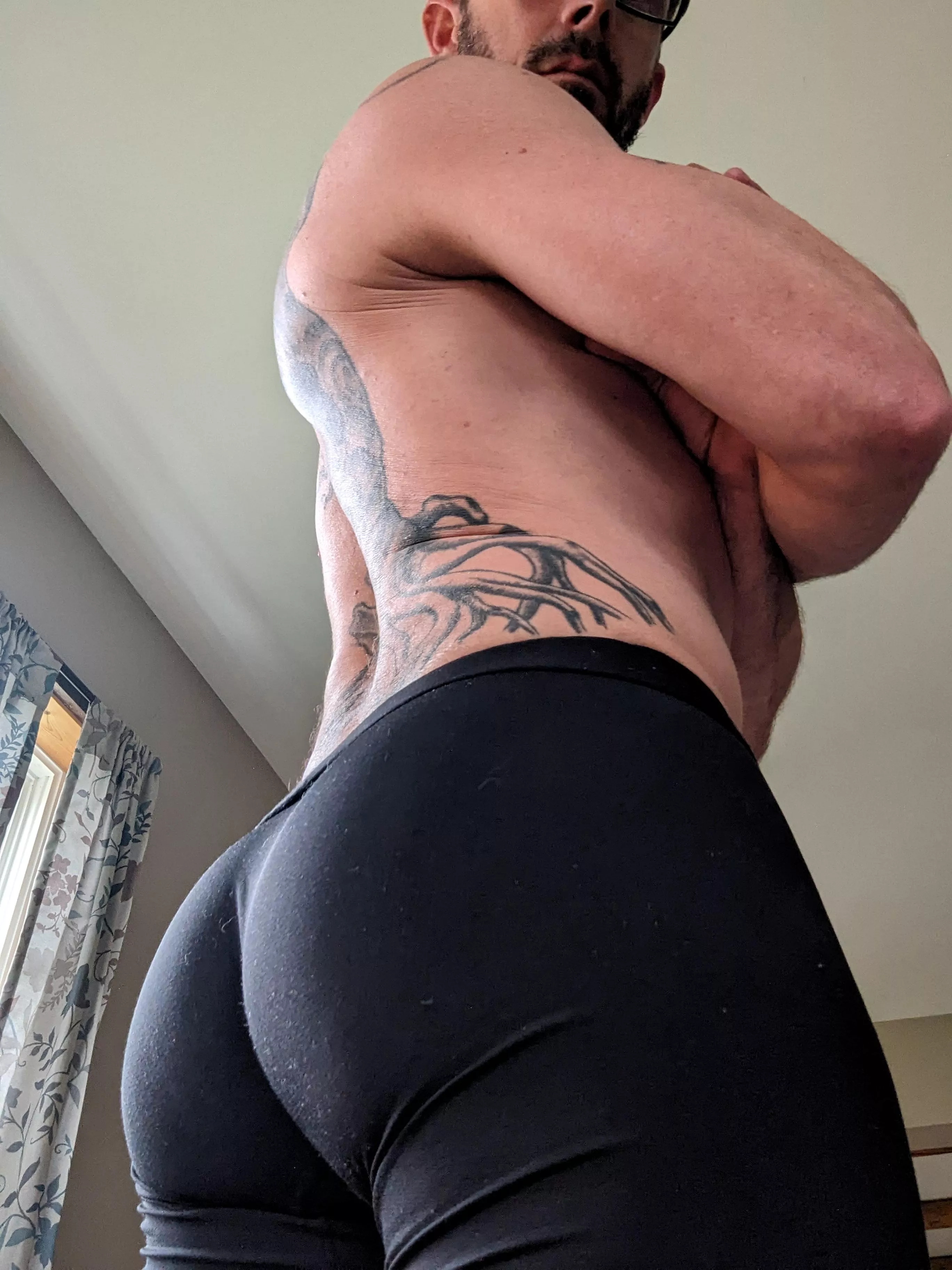 Haven't missed leg day in a month posted by hardworkin8