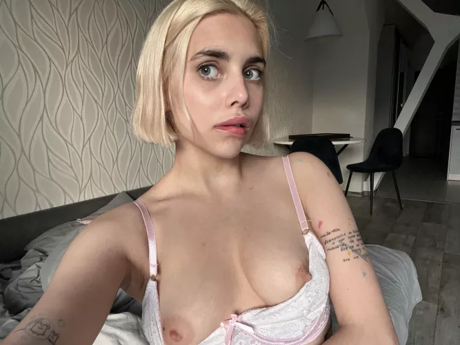 I can’t always be a good little girl by starry_stella1