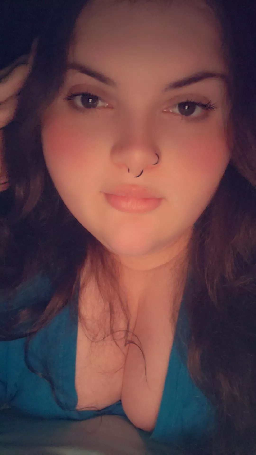 I hope you're all having a good night 🥰 posted by dahliasdesires