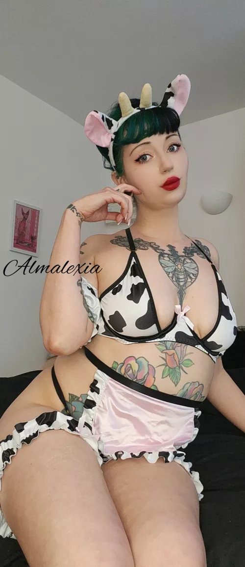 I May Be Chubby Now, But That Means I'll Feed *You* Even More~ by Almalexia2023