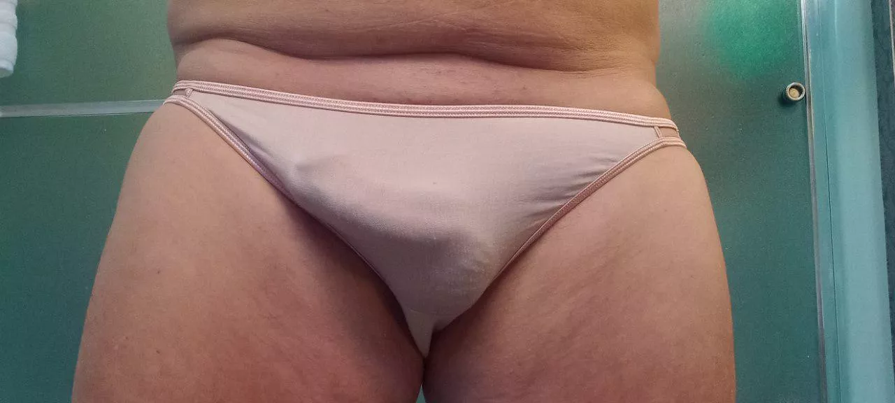 Is pink my color posted by scr1b11