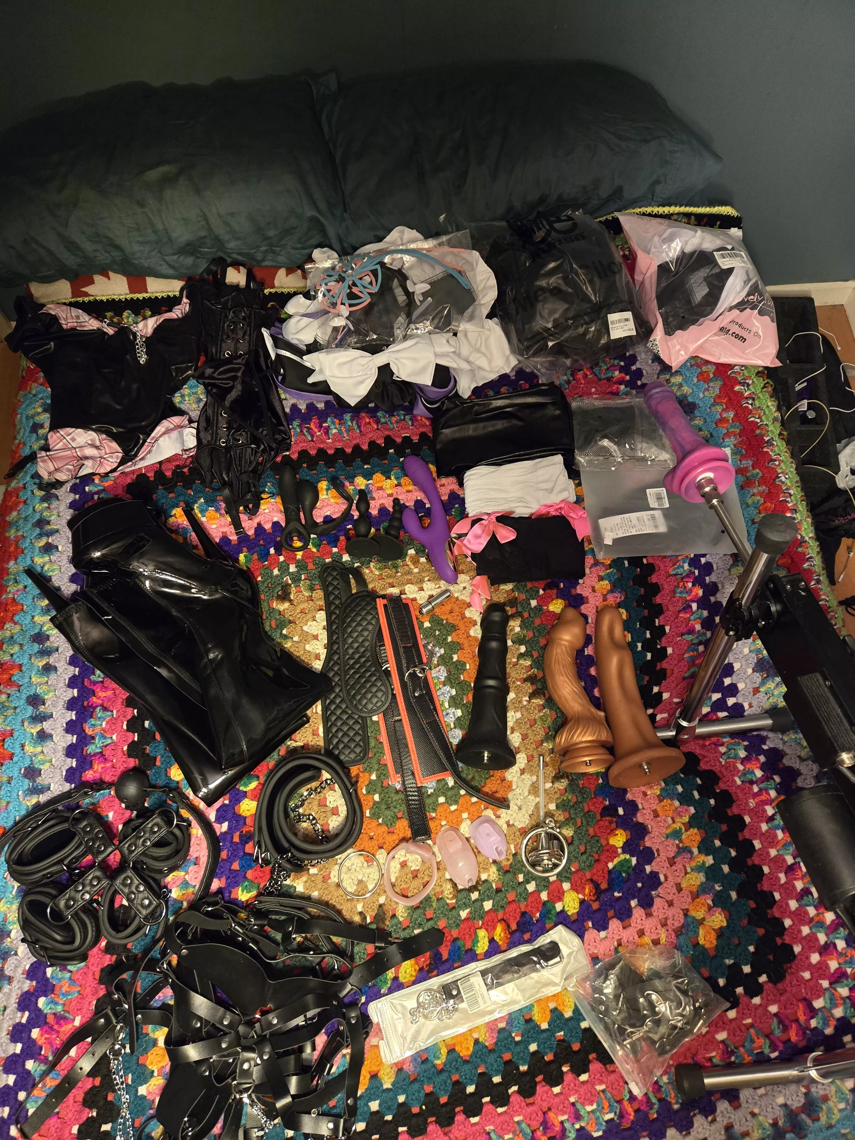 Its been a while since I purged 😳😳 posted by candacexxxx