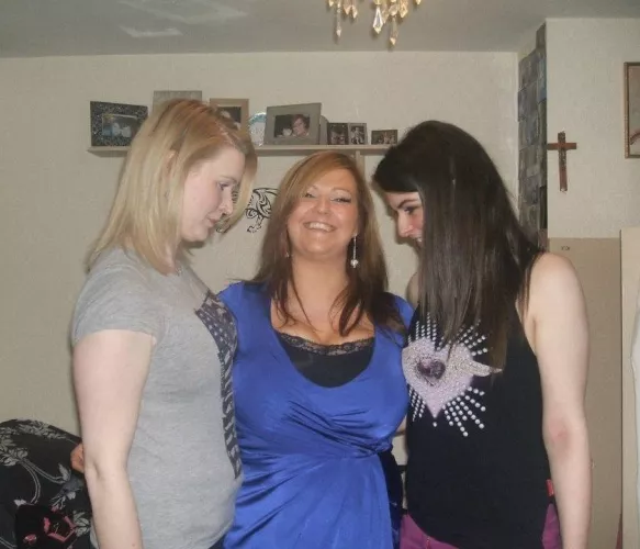 Jealous daughters  by PriorCheesecake6801