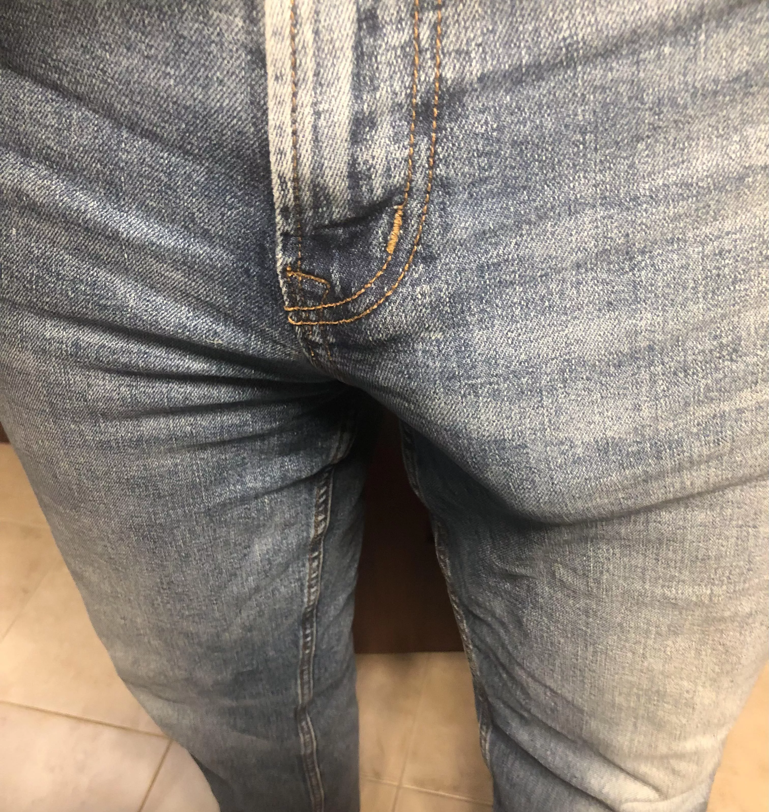 Jeans bulge posted by BiHubChiSub