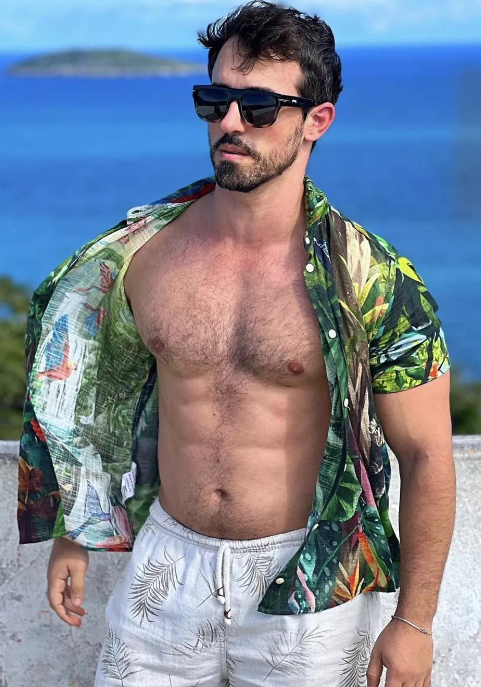 Learned my girlfriend of 5 years was a cheater 😅 time to post a lot on Reddit 😍 posted by Saturday_Ken