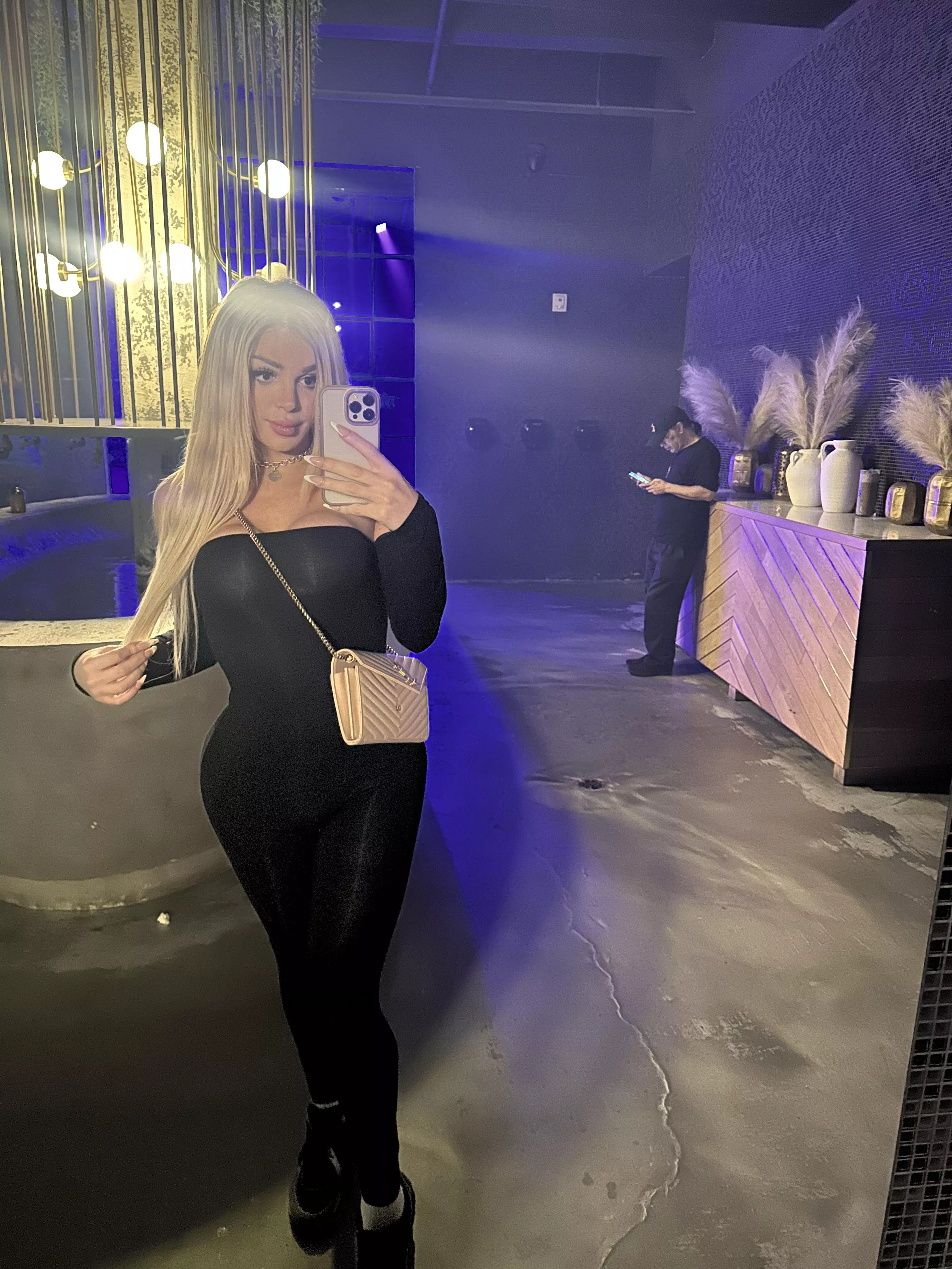 Letting my inner goddess shine posted by AngellicaGood