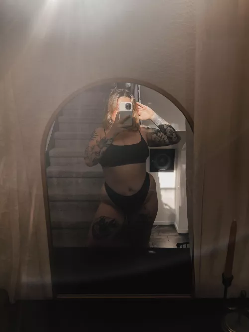 Love a black set  by gabiii_carter