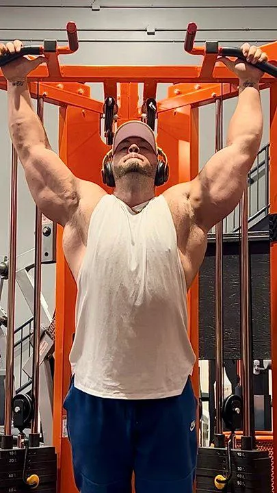 Oh Baby (33)(m) posted by Damiantheone96