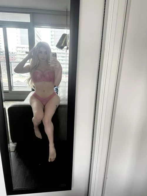 Rate my gorgeousness and tell me how badly you wanna feel my hot bod by AngellicaGood