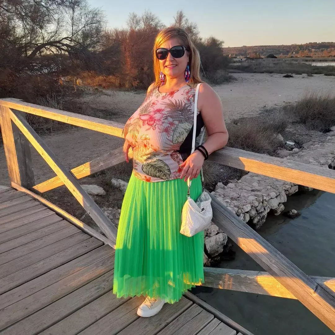 Real MILF posted by Juju_pudding