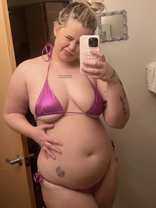 Stuffed from my bday dinner  by wispy_girlwa