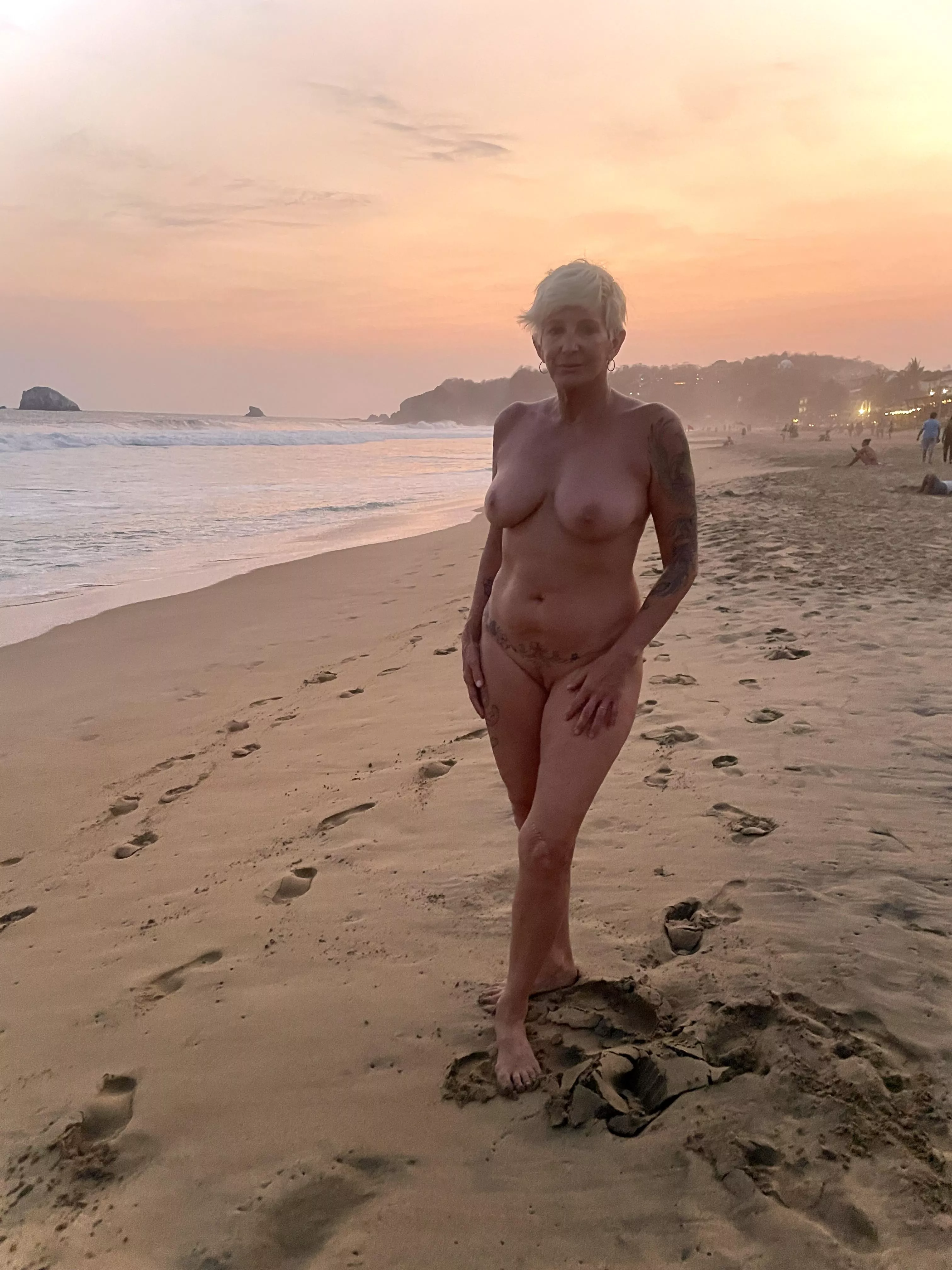 Sundown  posted by Omg123456789012