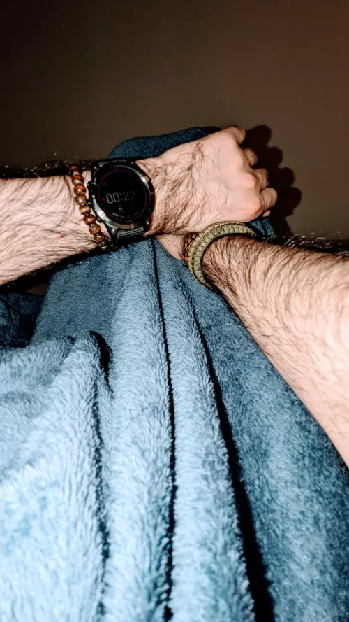 What time is it ? by Anxious_Ananas_643