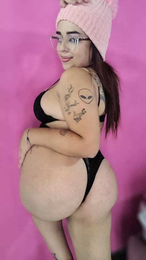 worship this latina cake by bennett_christine