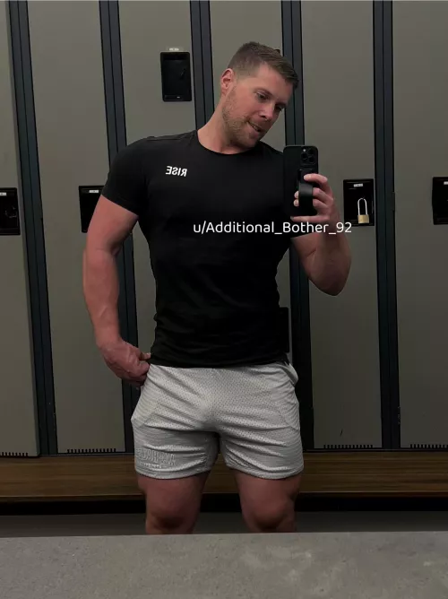 Would you be staring?  by Additional_Bother_92