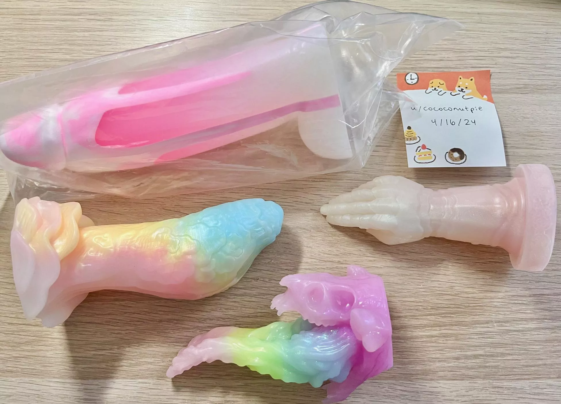 WTS (US) Small sales post 💕 posted by cococonutpie