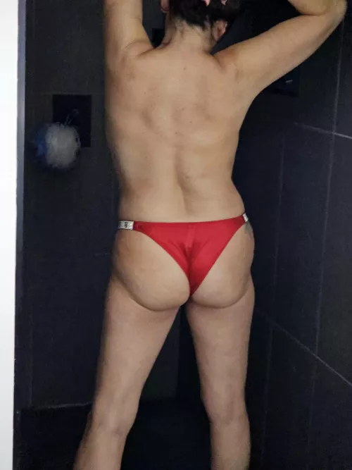 You can read a woman's story by the body that they carry  by sassymommy6969