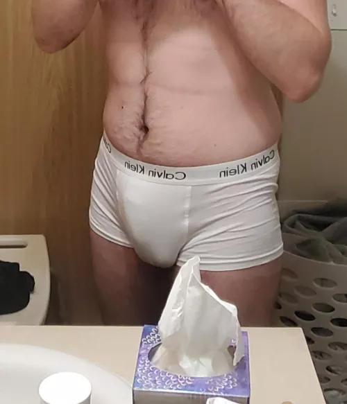 [25] what do you think? To small? by 8incmilk