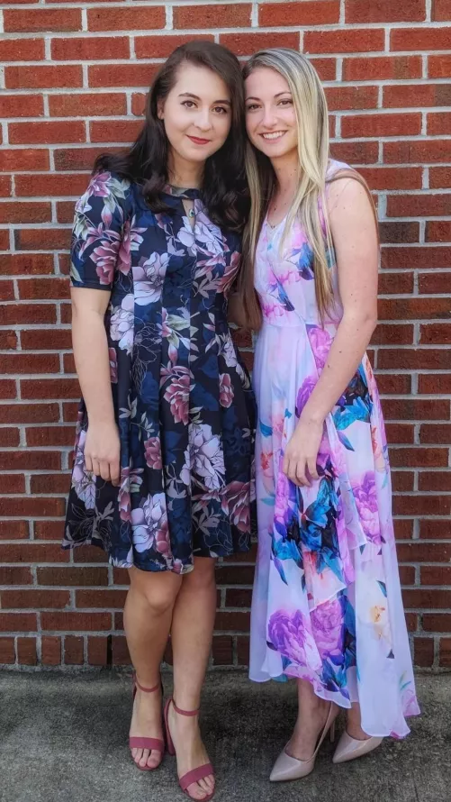 Blonde or brunette  by meatballlover1969