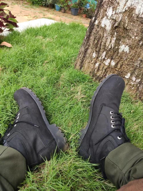 Exchanged the PVC coated leather for a nubuck.  by Vsneo18