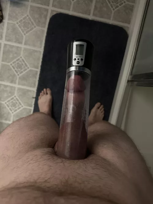 Friday pump by rumordeath