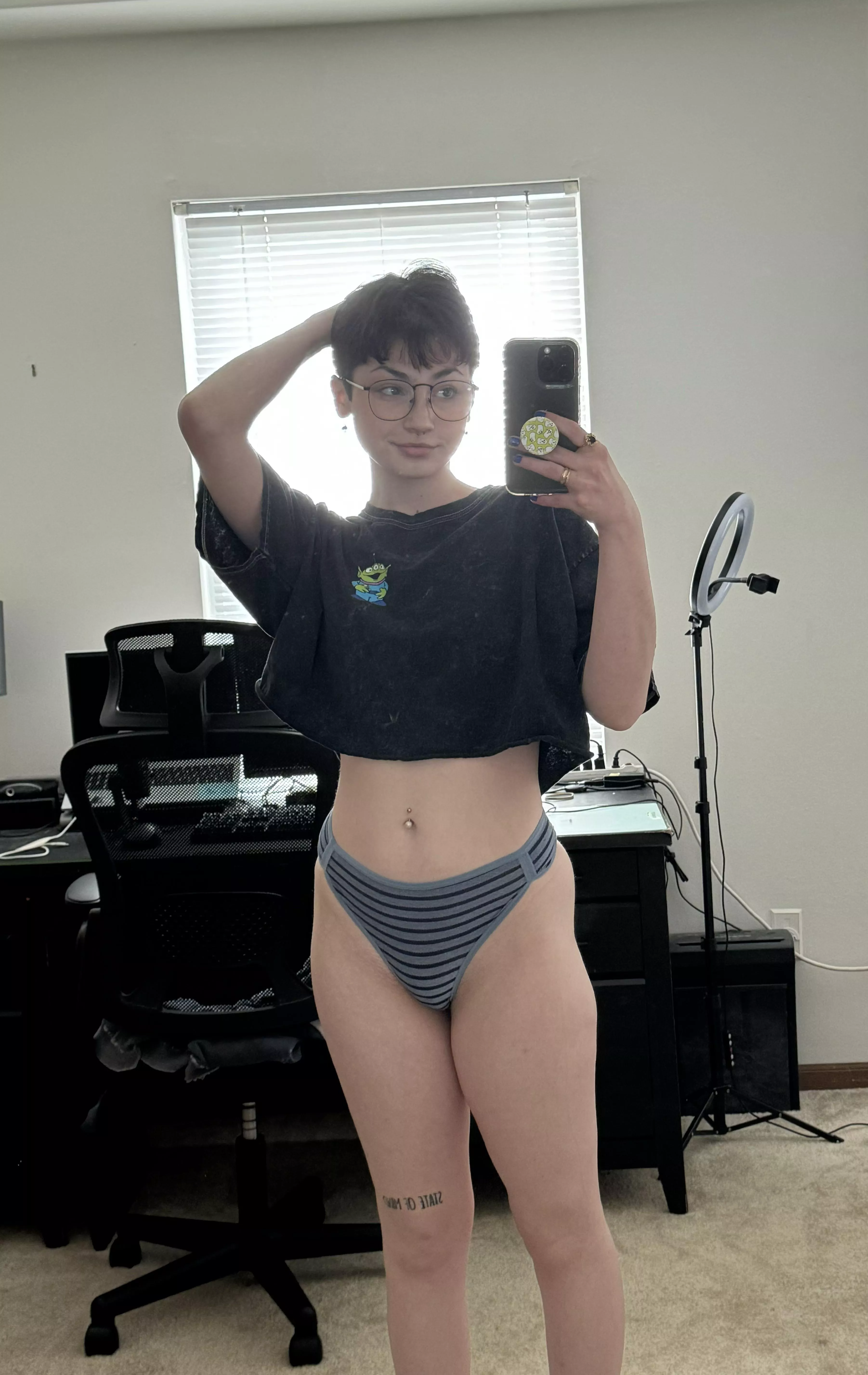 Hello ❤️ posted by Lilithrain66