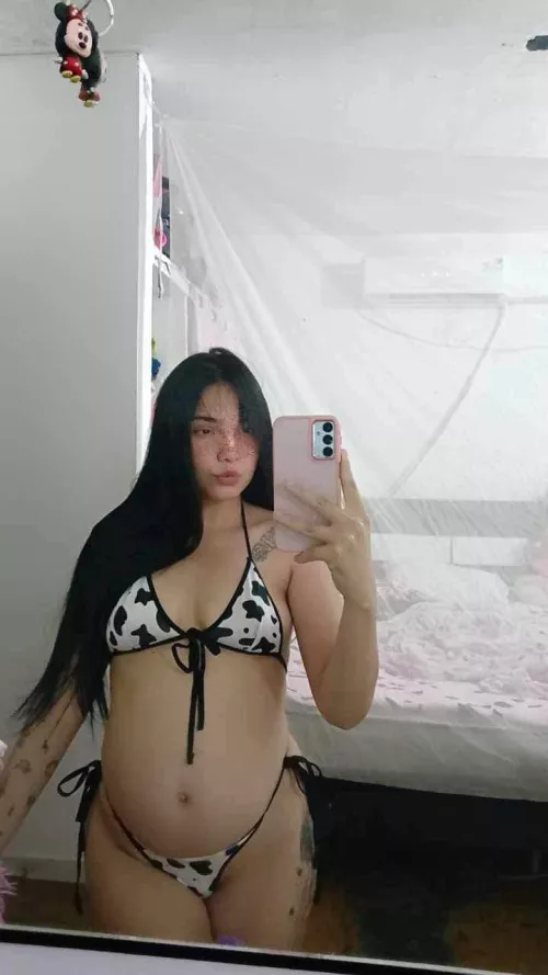 hi daddy here you have a playful and very hot pregnant woman ready for you 😈🤰🏻🍆 by Yolita23