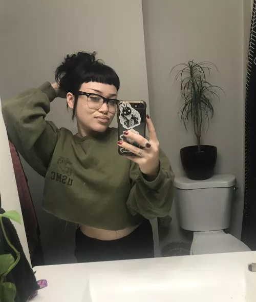 Hi there 🥀 by Fetish-foot-job