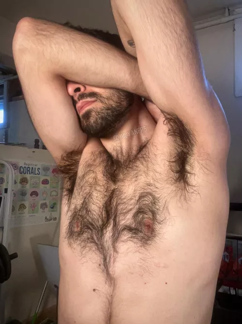 I need you to worship these musky pits for hours by julyanfps