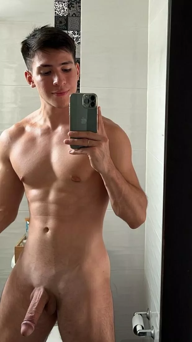 Just feeling hard 🥵 posted by Ok-Middle4647