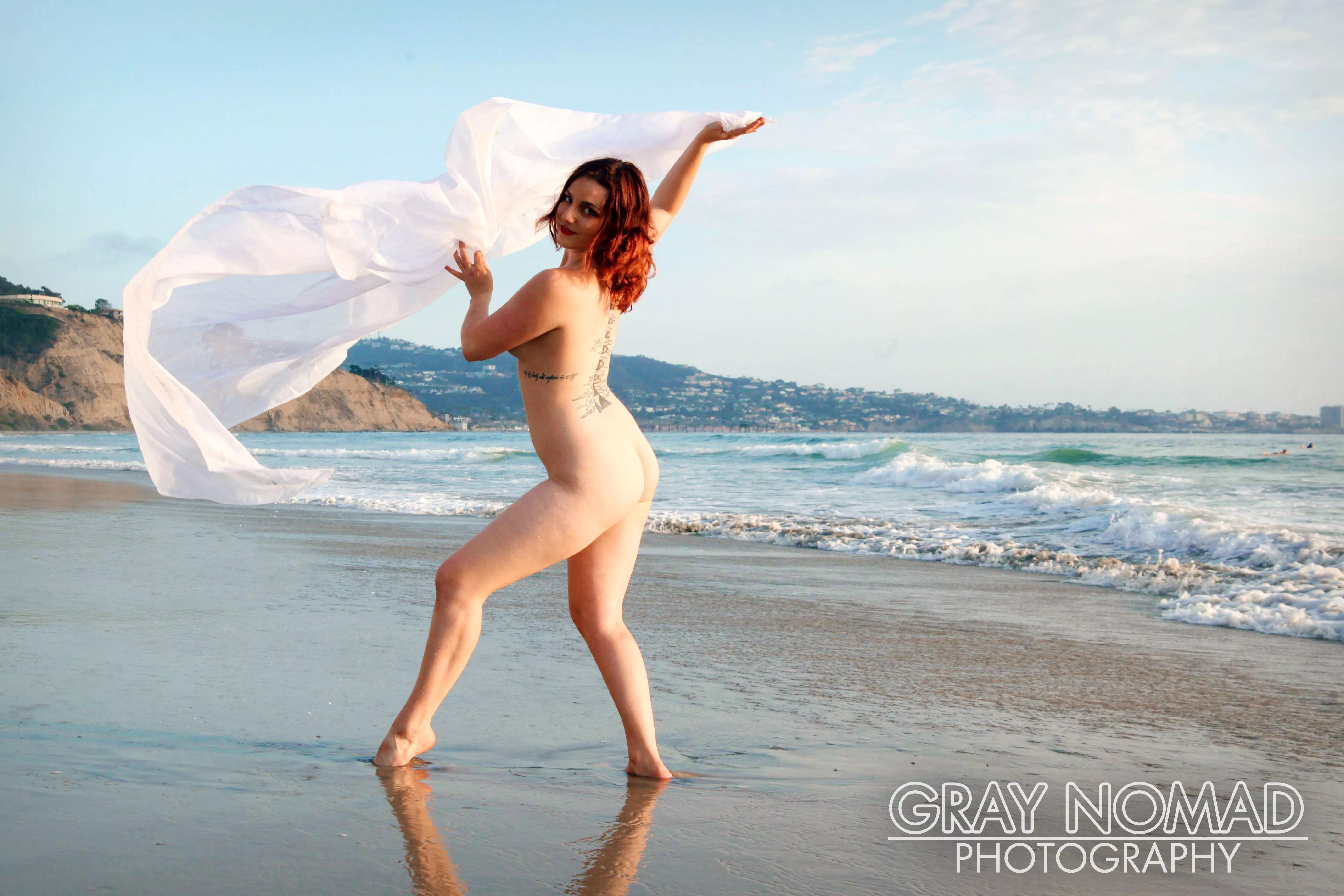 Keep on hopin' we'll eat cake by the ocean posted by GrayNomad