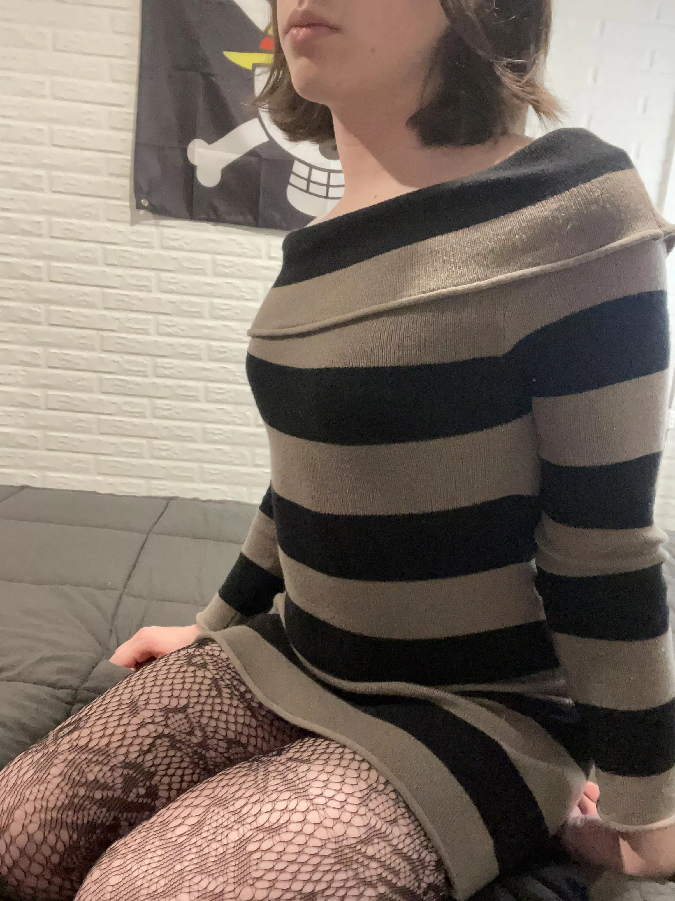 My first post here, hope yall enjoy :3 posted by Serenari_jewel