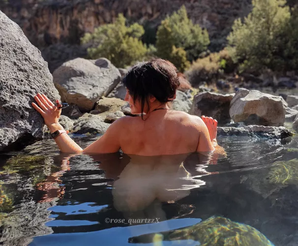 natural body in a natural element 🌿 by rose_quartzzX