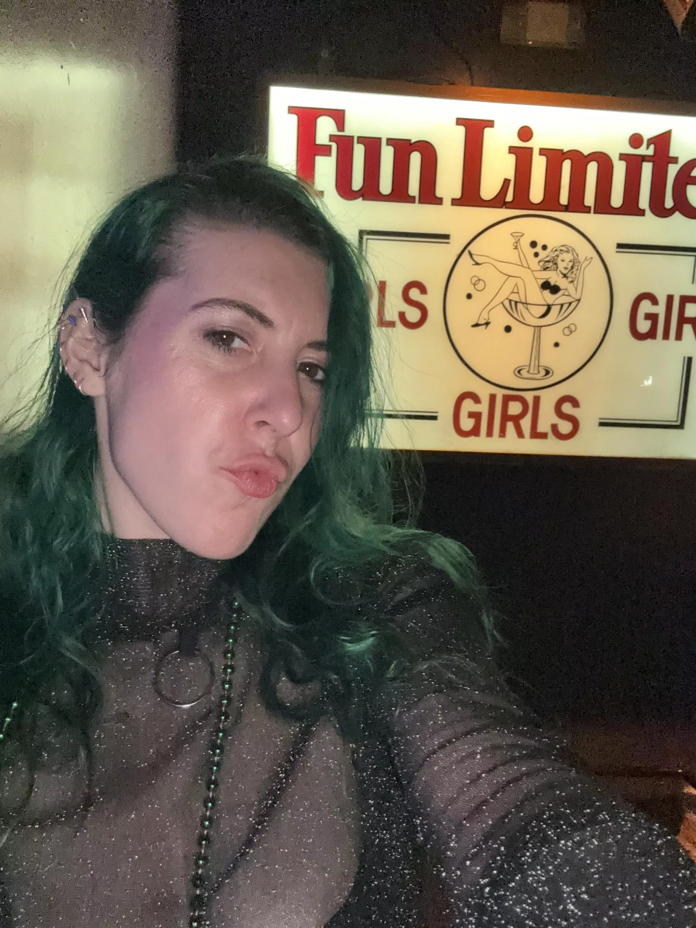 Night out pout posted by sirenskiss3