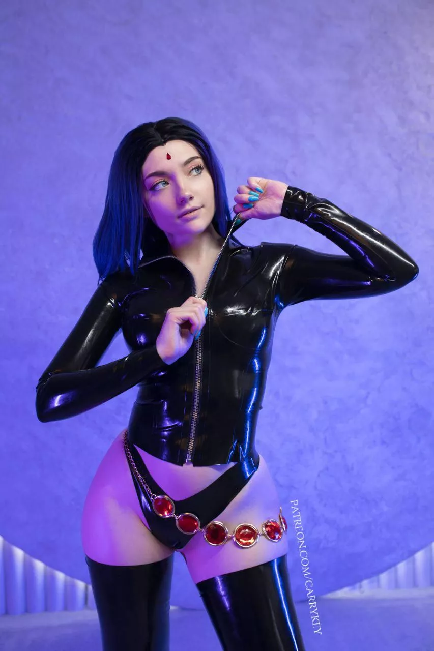 Raven latex cosplay (CarryKey) posted by CarryKey