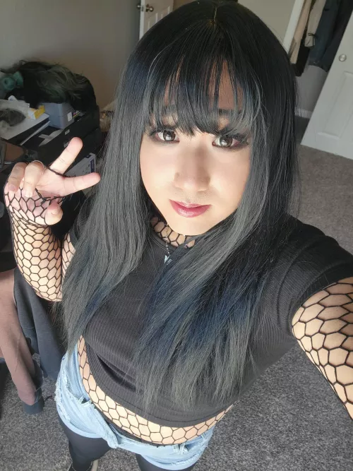 Swiching up the wig, hows this attemp of alt style? by meganmacon