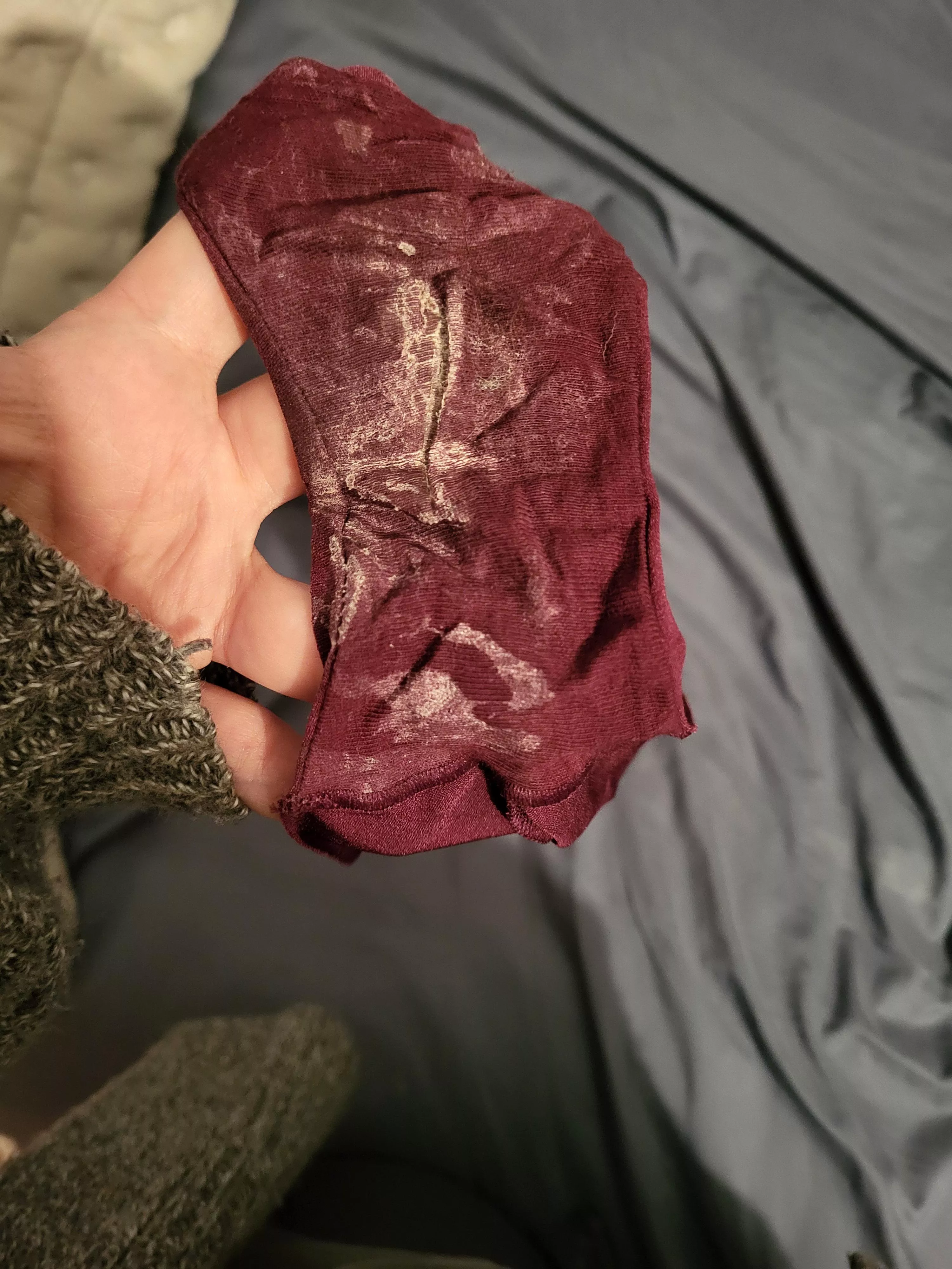 Very crusty work panty posted by LenasSecret