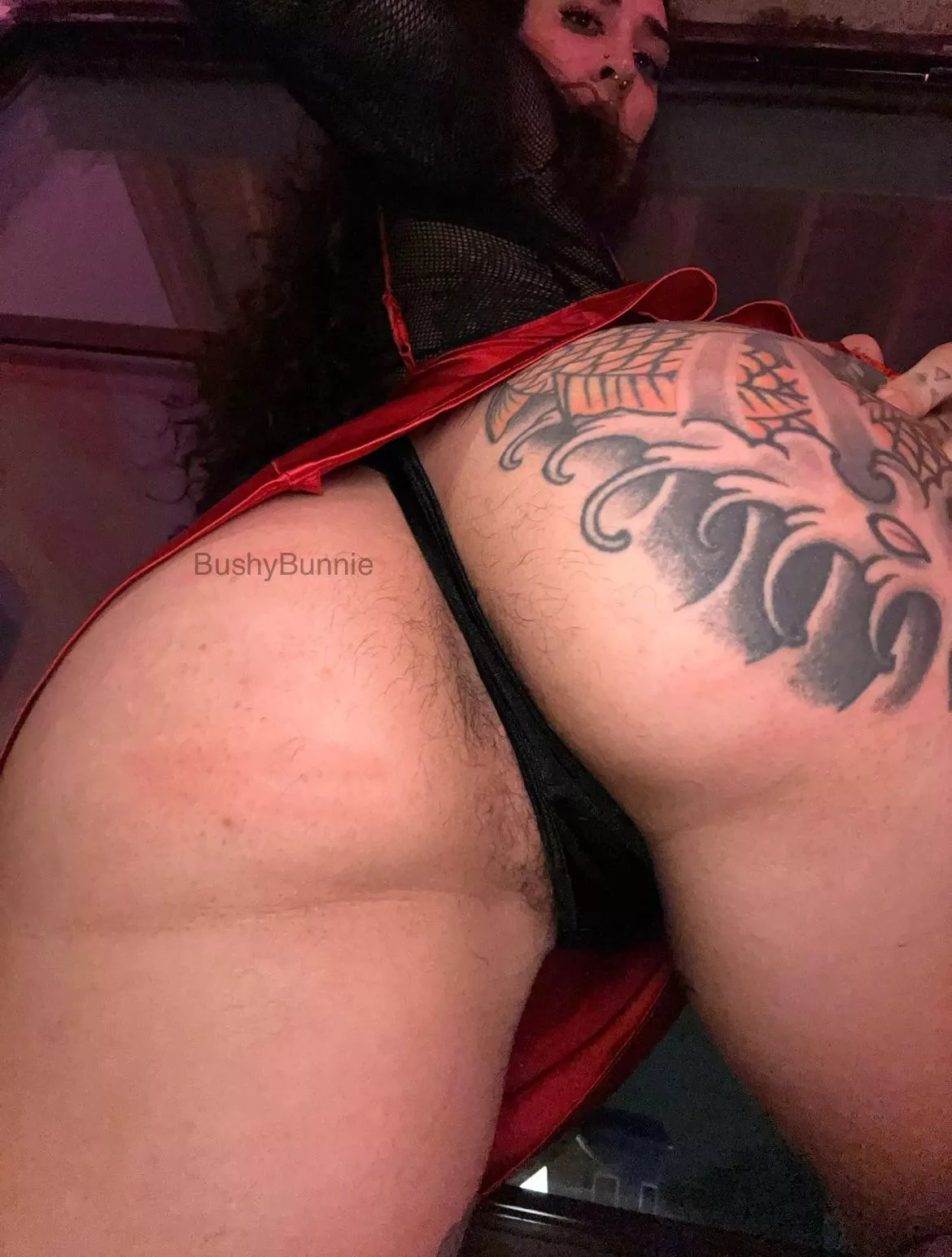 You need a [h]airy babe in your life  posted by BushyBunnie