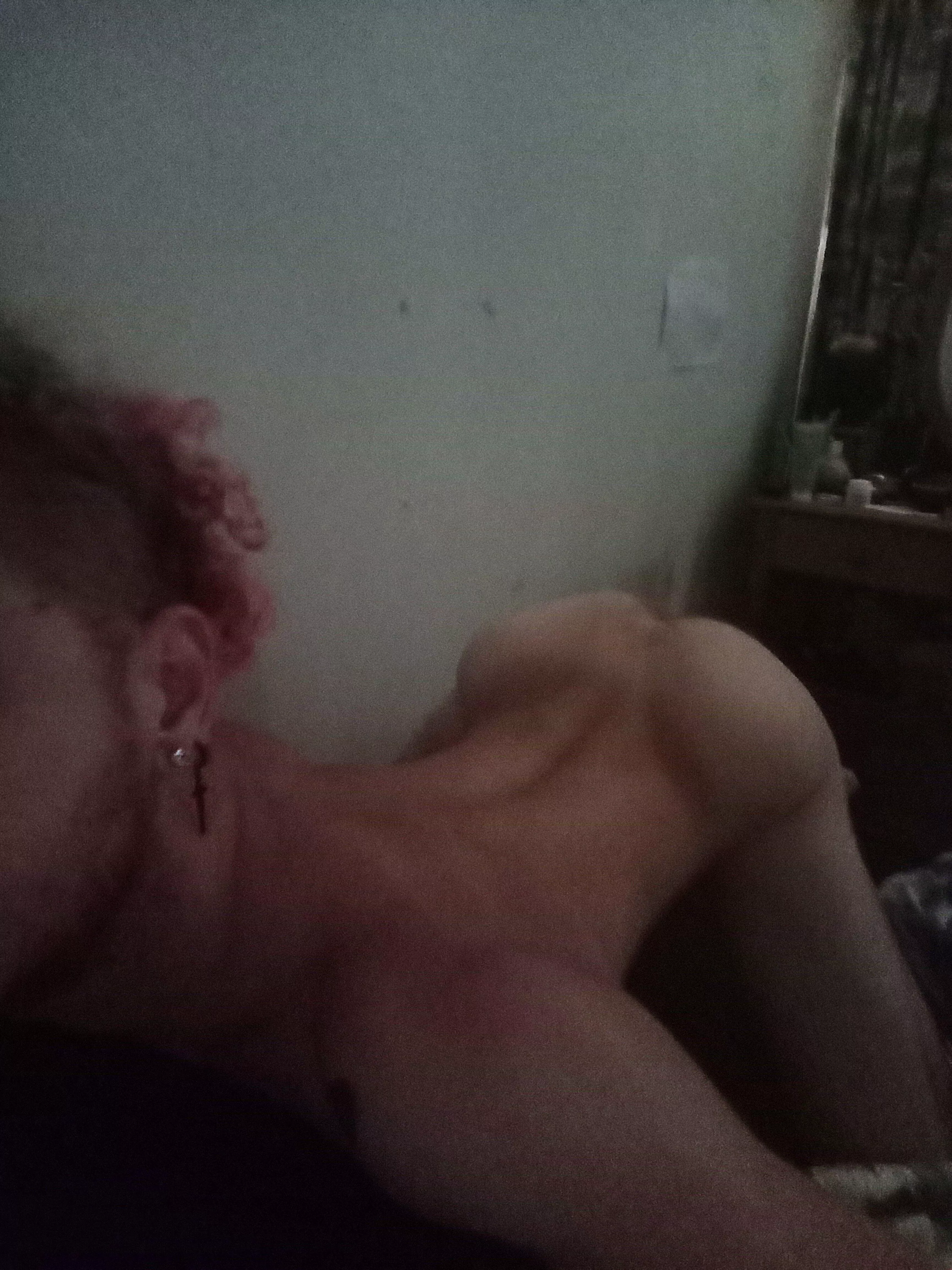 22 - Would anyone like to cum from behind?👀 posted by YourLovelyDanny