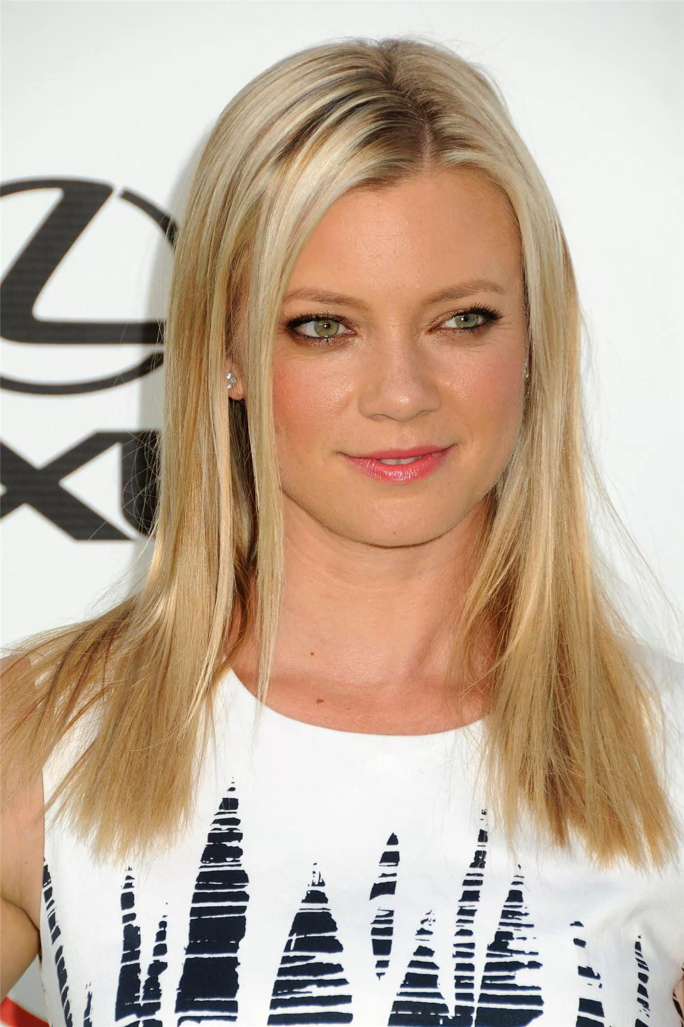 Amy Smart posted by ViRuZ17k