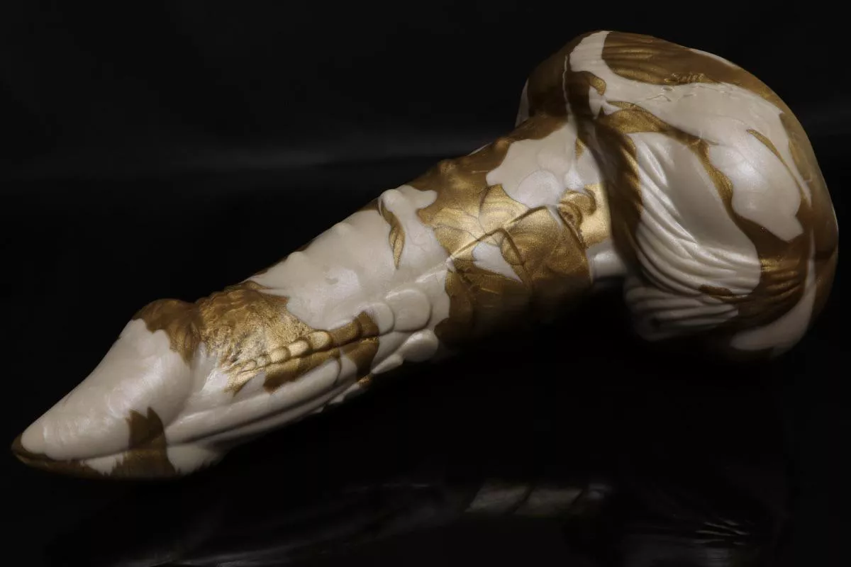 another week, another friday afternoon spent lusting over dildos i shouldn’t buy. posted by noregrets_dildos