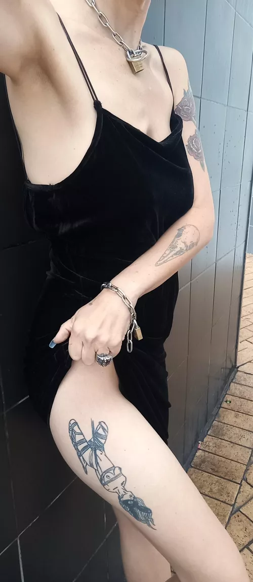 Being out and about is always fun, if you want it to be... Had some errands to run and as is evident by now, i do it in style! by Raven_rsa