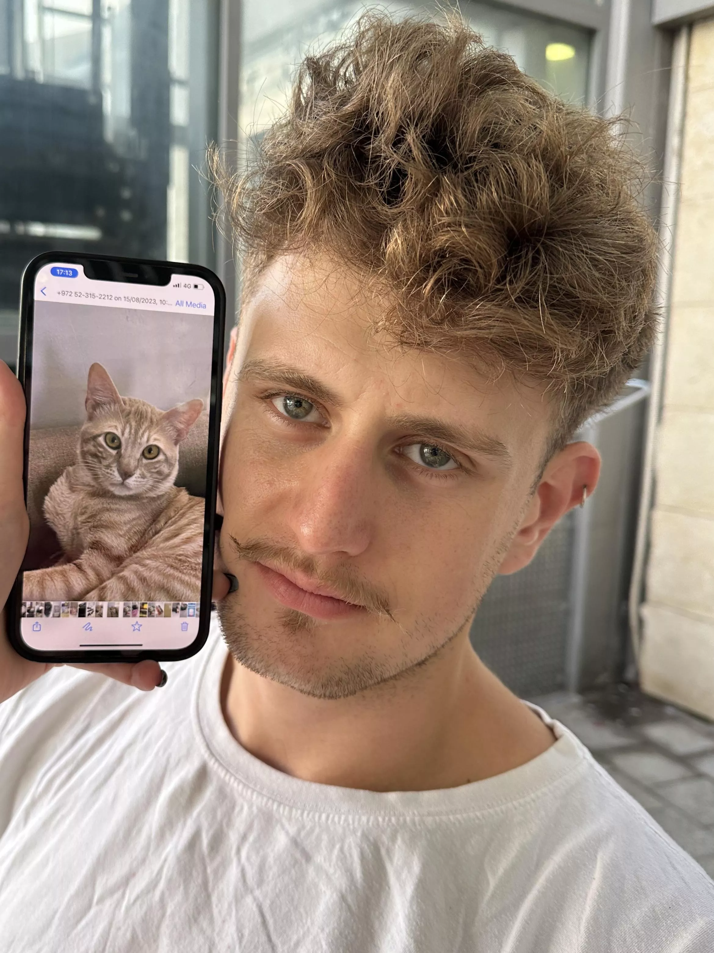 Do we look alike? posted by HaKochav