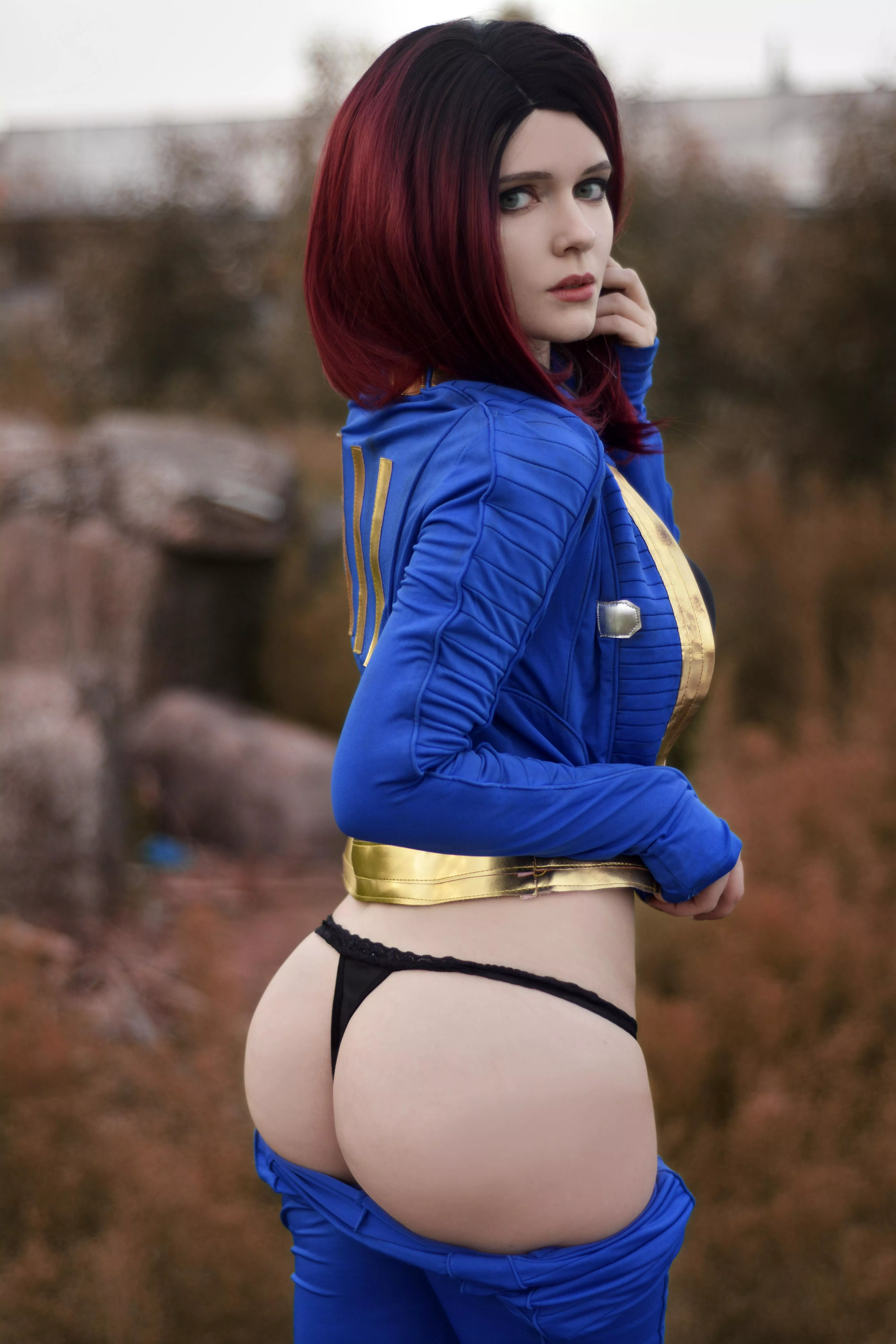 Fallout girl by Evenink posted by irina_sabetskaya