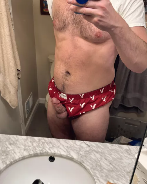 Flying high 🦅 by Treeman51