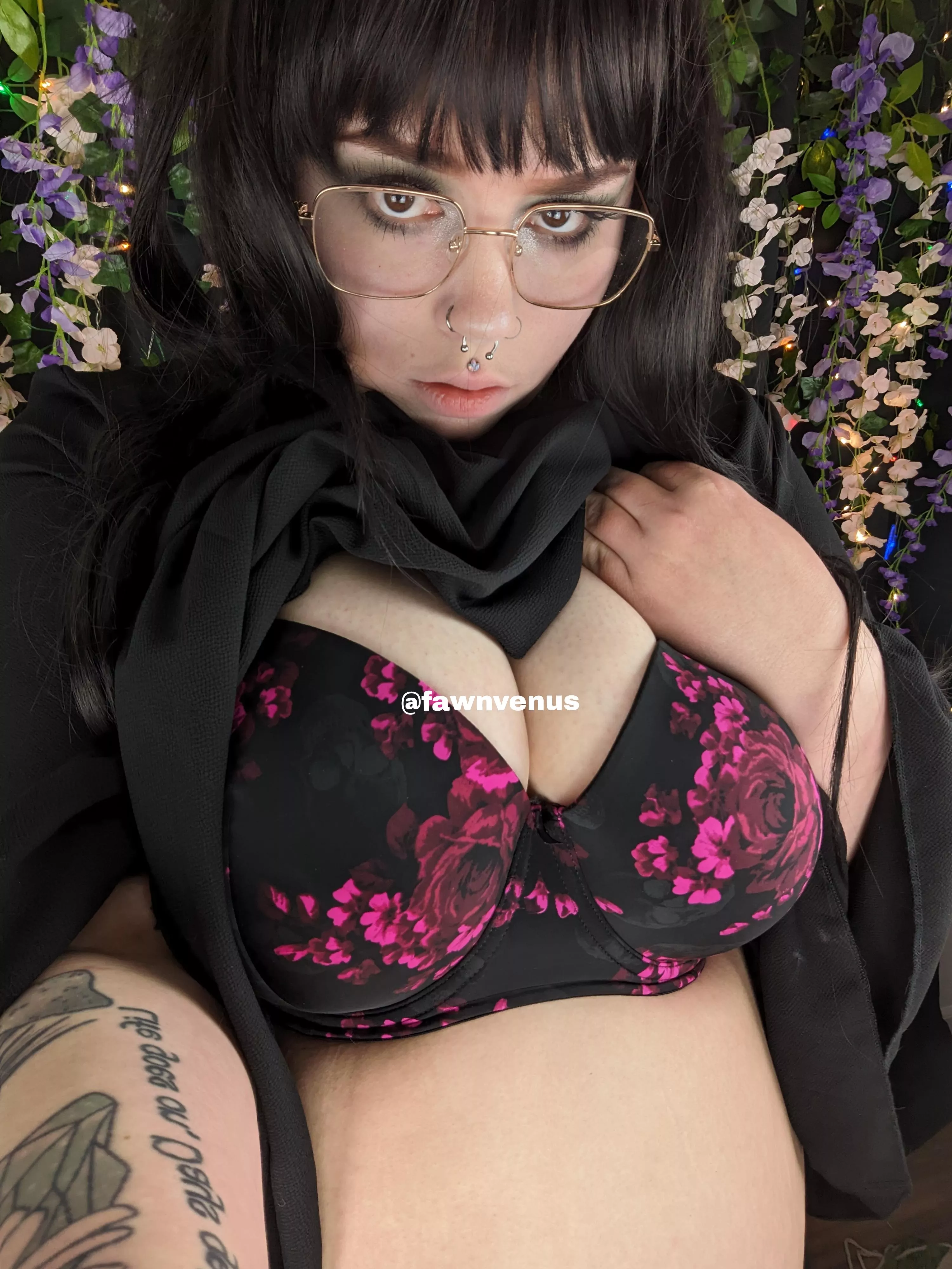 Goth naturals posted by fawnvenus