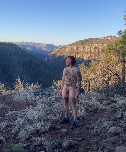 Greeting the sun by MrDugeHick_