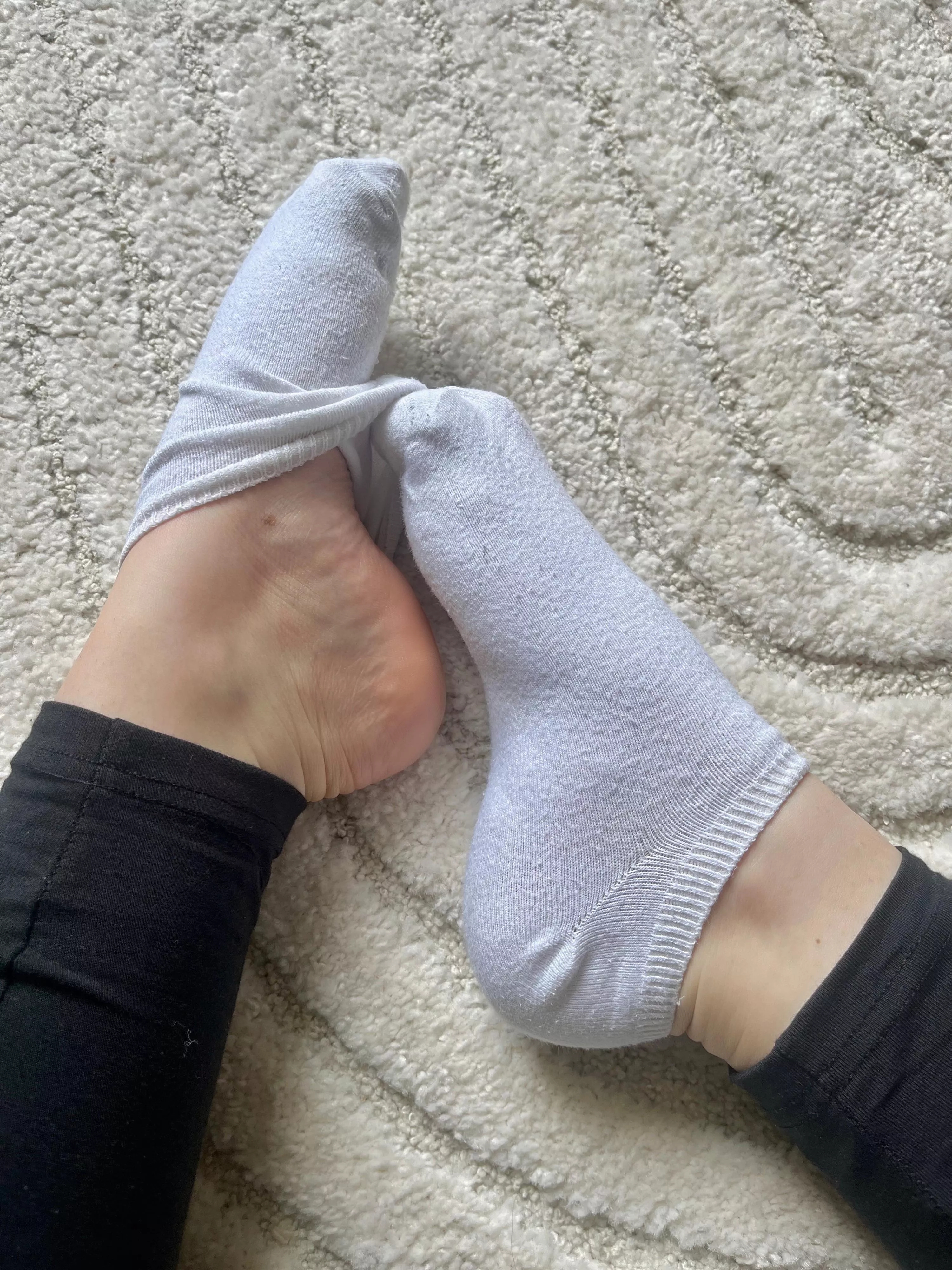 Happy Friday x  posted by ifyouretoo_shy