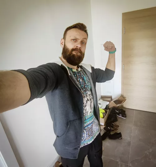 Hey hey, have a great day 💪🏻🧔🏻‍♂️ by BeardWoof1337